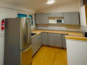 123 199th Street Dr, Des Moines WA 98148