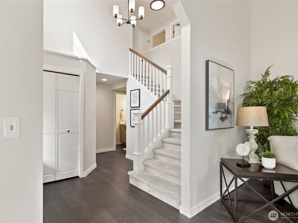 20418 NE 41st Street, Sammamish WA 98074