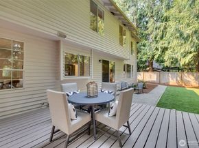 20418 NE 41st Street, Sammamish WA 98074