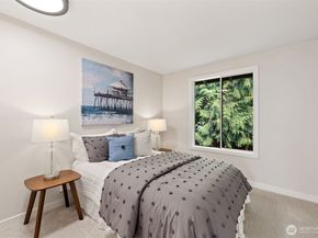 20418 NE 41st Street, Sammamish WA 98074
