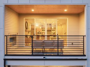 4548 23rd Avenue SW, Seattle WA 98106