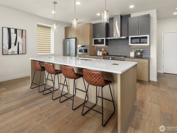 4548 23rd Avenue SW, Seattle WA 98106