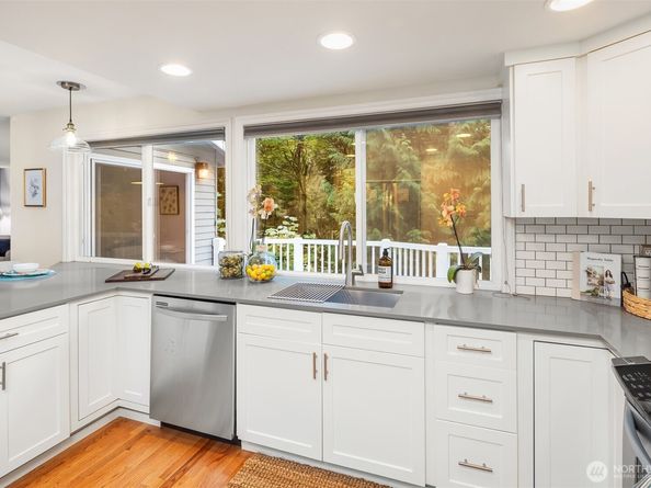 14523 NE 169th Street, Woodinville WA 98072
