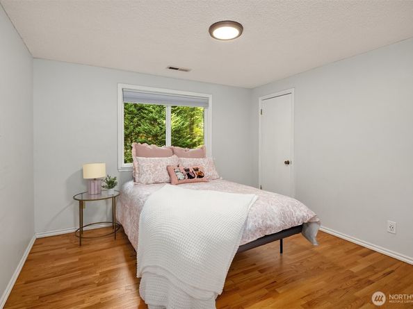 14523 NE 169th Street, Woodinville WA 98072