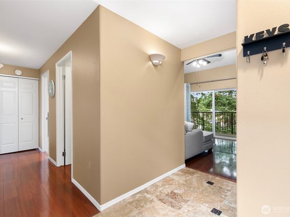 14340 126th Avenue NE A303, Kirkland WA 98034