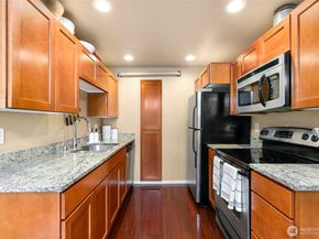 14340 126th Avenue NE A303, Kirkland WA 98034