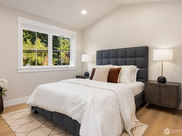 10505 NE 112th Street, Kirkland WA 98033