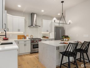 10505 NE 112th Street, Kirkland WA 98033