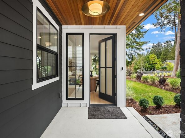 10505 NE 112th Street, Kirkland WA 98033