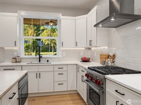 10505 NE 112th Street, Kirkland WA 98033