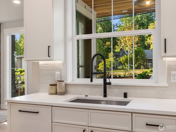 10505 NE 112th Street, Kirkland WA 98033