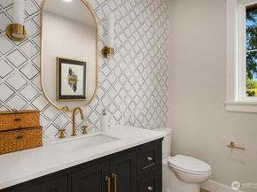 10505 NE 112th Street, Kirkland WA 98033