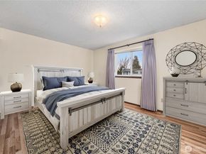 12632 SE 211th Court, Kent WA 98031