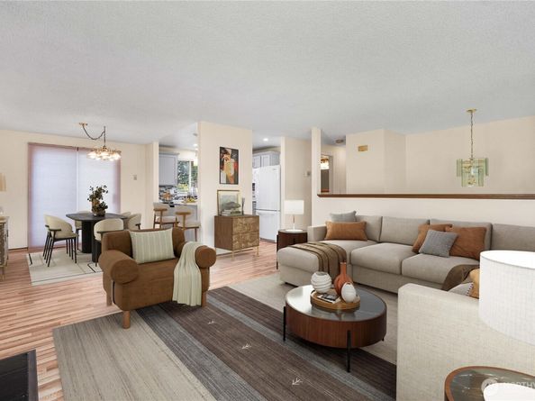 12632 SE 211th Court, Kent WA 98031