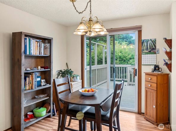 12632 SE 211th Court, Kent WA 98031