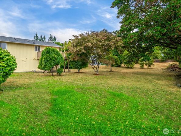 12632 SE 211th Court, Kent WA 98031