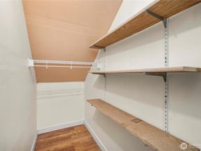 12632 SE 211th Court, Kent WA 98031