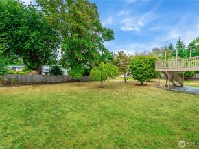 12632 SE 211th Court, Kent WA 98031