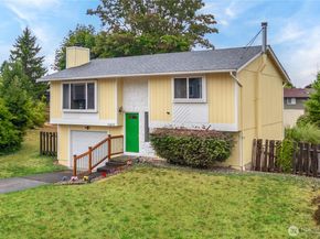 12632 SE 211th Court, Kent WA 98031