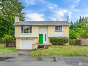 12632 SE 211th Court, Kent WA 98031