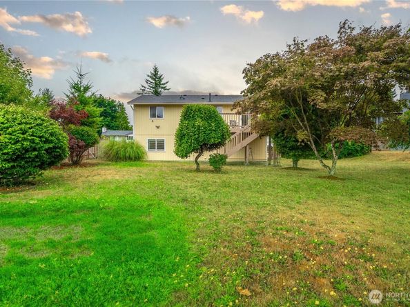 12632 SE 211th Court, Kent WA 98031