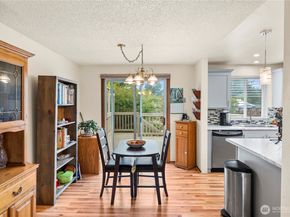 12632 SE 211th Court, Kent WA 98031