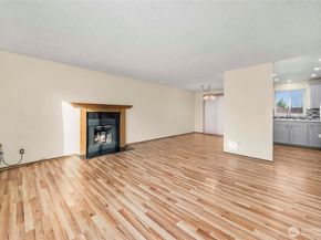 12632 SE 211th Court, Kent WA 98031