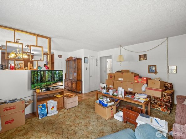 15031 78th Ave NE, Kenmore WA 98028