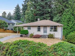 15031 78th Ave NE, Kenmore WA 98028
