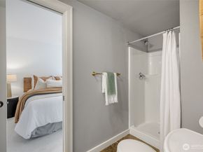 1222 6th Avenue N, Seattle WA 98109
