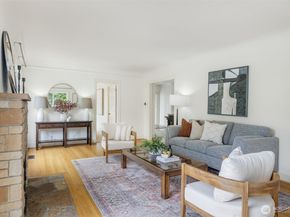 1222 6th Avenue N, Seattle WA 98109