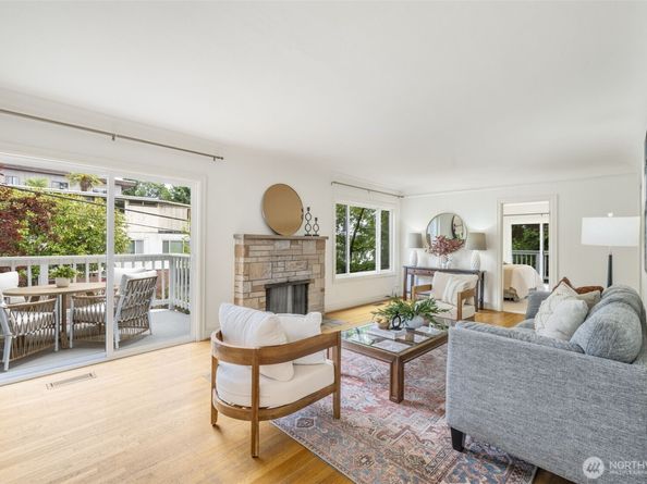 1222 6th Avenue N, Seattle WA 98109