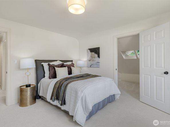 1222 6th Avenue N, Seattle WA 98109