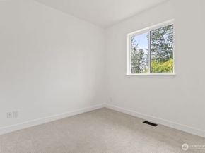 16239 114th Avenue SE, Renton WA 98055
