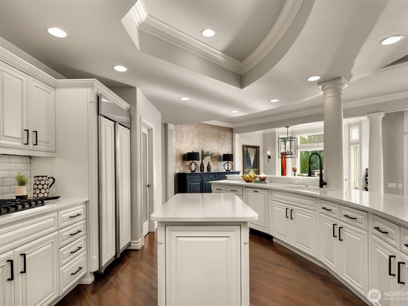 3671 E Lake Sammamish Parkway NE, Sammamish WA 98074