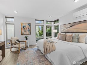 2416 NW 61st St B, Seattle WA 98107