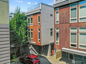 2416 NW 61st St B, Seattle WA 98107