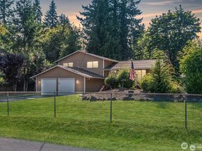 16621 188th Avenue SE 1,2,3, Renton WA 98058