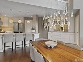 7800 SE 27th Street 503, Mercer Island WA 98040