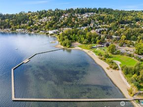 12014 98th Avenue NE 101, Kirkland WA 98034