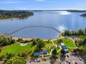 12014 98th Avenue NE 101, Kirkland WA 98034