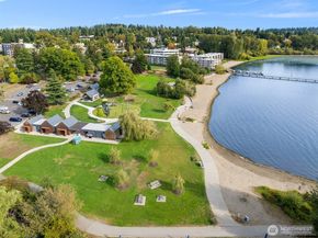 12014 98th Avenue NE 101, Kirkland WA 98034