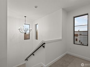 14804 40th Avenue W 1, Lynnwood WA 98087