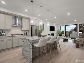 14804 40th Avenue W 1, Lynnwood WA 98087