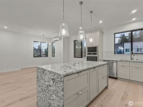 14804 40th Avenue W 1, Lynnwood WA 98087