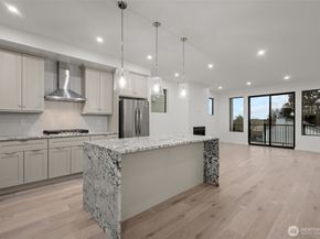 14804 40th Avenue W 1, Lynnwood WA 98087