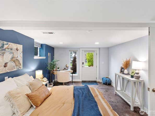 8400 SE Berry Street, Port Orchard WA 98366