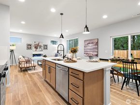 24511 111th Avenue SE, Kent WA 98030