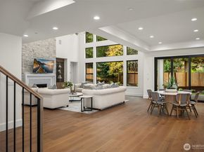 1009 102nd Place SE, Bellevue WA 98004