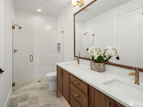 1009 102nd Place SE, Bellevue WA 98004